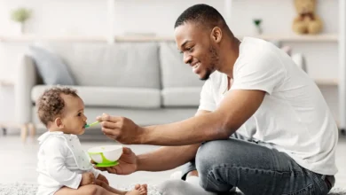 Experts Say Stop Spoon-Feeding Your Baby